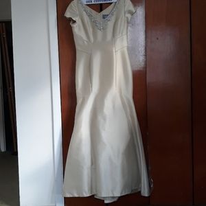 Theia size 12 gown